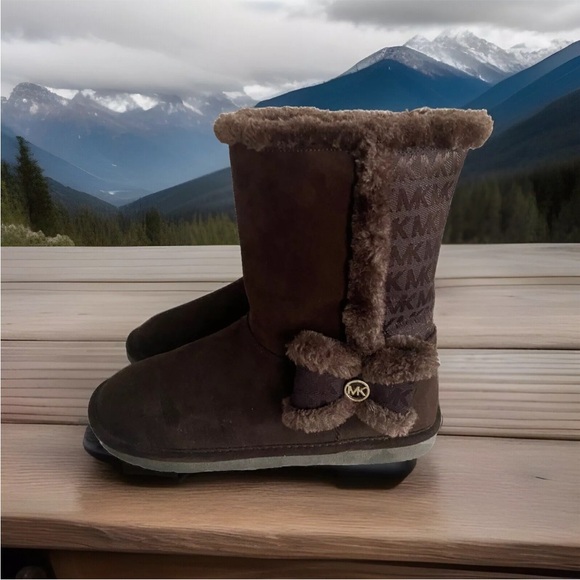 EUC Michael Kors Monogram Suede Brown Boots Girls Size 4 - Picture 1 of 11